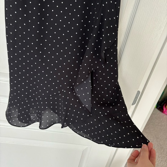 Banana Republic | Faux Wrap Dress - Size 8 - Picture 6 of 9